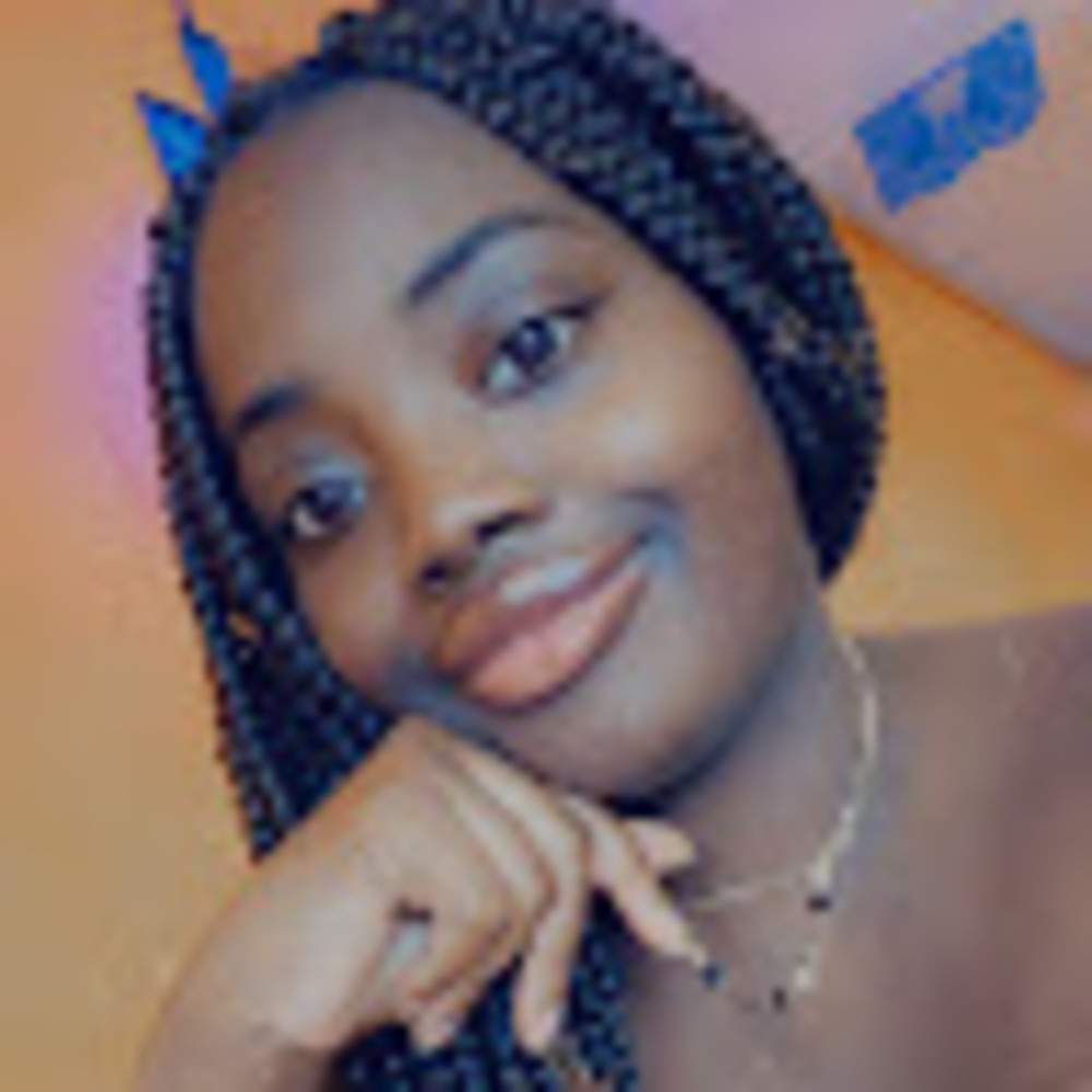 Meet your Posher, Brianna